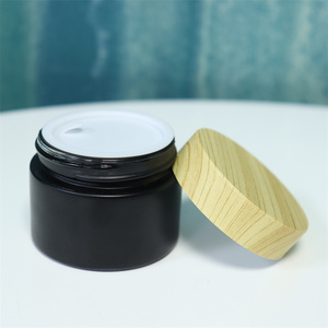 Tarro de crema cosmética de vidrio ámbar Tapas de rosca plateadas Tarro de vidrio de 50ml para crema facial y contenedor de mascarilla facial - Product Image 6