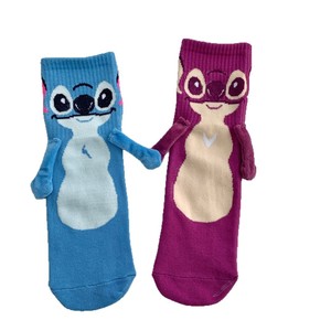 Calcetines Stitch para Mujer, Diseño de Anime y Dibujos Animados, Calcetines Medios Holgados, Lindos con Diseño de Manos Entrelazadas, Transpirables y Absorbentes de Sudor, Morado y Azul - Product Image 3