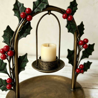 Porte-bougie en métal de Noël avec motif arche de baies de houx, support de bougie suspendu vintage pour la décoration de table de Noël à la maison