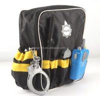 Kit de disfraz de policía para niños, juego de rol con bolsa, walkie-talkie, puños de mano, insignia, Arma de juguete, silbato