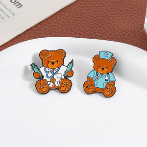 Broches de Esmalte de Urso Médico, Emblemas Fofos de Médico e Enfermeiro para Amantes, Broches de Metal, Emblema de Lapela da Moda, Presente de Joia para Mochilas e Roupas - Product Image 5