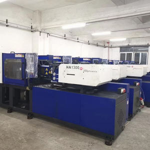 Prensa de Inyección Servocontrolada de 1200 Toneladas, Alta Producción para Paneles Industriales - Product Image 5