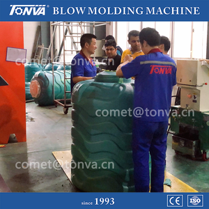 Machine de moulage par extrusion avec réservoir d'eau, 10 l, 2000l, pour stockage d'eau - Product Image 4