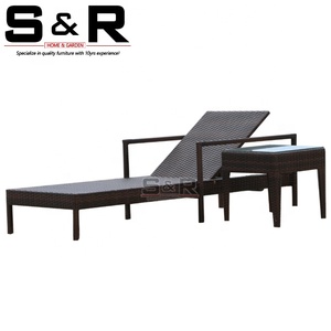 Hot người bán xách tay PE <span class=keywords><strong>Poly</strong></span> mây wicker gấp Sun <span class=keywords><strong>Lounger</strong></span> với bảng cho ngoài trời sống sân bãi biển hồ bơi hoặc khách sạn - Product Image 1