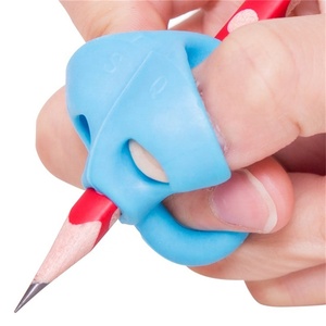 Corrector de Escritura Ergonómico de Silicona de 6 Colores, Solución Simple para Mejorar la Caligrafía, Agarre de Lápiz para Niños, Soporte para Lápiz para Estudiantes - Product Image 5