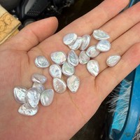 Perles en vrac naturelles baroques d'eau douce en forme de goutte de 10*13mm avec un fort lustre pour le bricolage (prix par pièce)