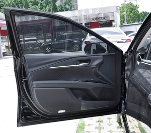 Nuova Berlina Cinese a Risparmio Energetico, Camry Hybrid 2.5HG Versione Premium 2026, 4 Porte, 5 Posti, Ideale per Gite in Famiglia - Product Image 6