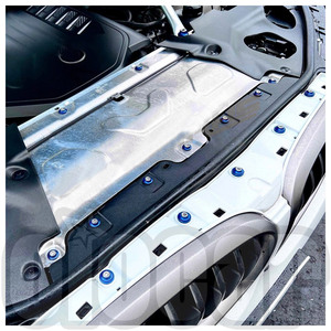 Kit de fixation de capot avant OiOMOTORS avec boulons et écrous pour <span class=keywords><strong>BMW</strong></span> F97 X3M F98 X4M G01 <span class=keywords><strong>X3</strong></span> G02 X4 - Product Image 3