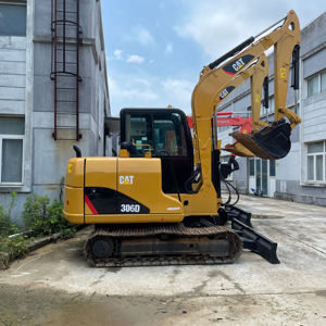 Utilisé pour la mini-pelle sur chenilles 306D 6 TON 1 an de garantie Vente en stock - Product Image 1