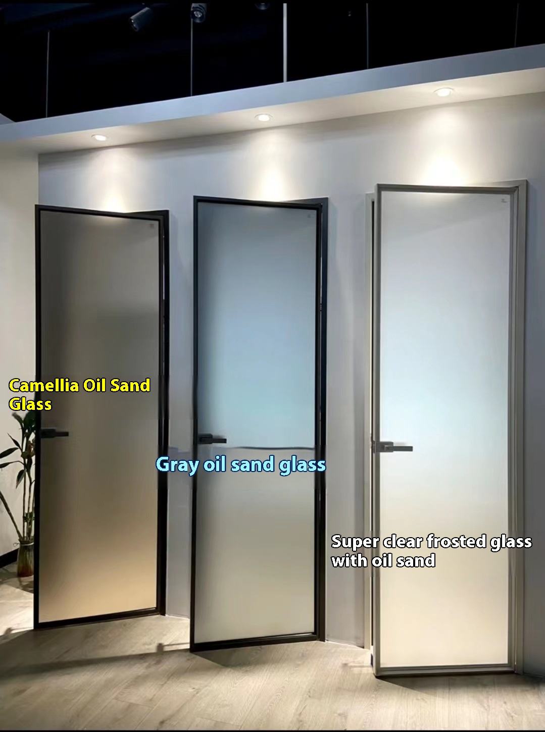 Extremely narrow flat door single edge