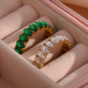 Moda europea y americana Ins, diseño de lujo ligero de nicho, accesorios de anillo de moda para mujeres, circón de ganso ovalado de acero inoxidable - Product Image 1