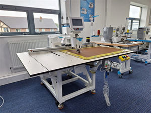 <span class=keywords><strong>JACK</strong></span> MG-80APコンパクトパターンマシンソーイングダウンジャケットレザーバッグ真新しいコンピュータパターンフィールドマシン工場価格 - Product Image 3