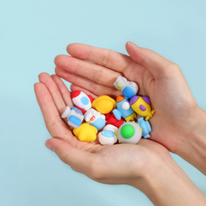 Partager boîte étoile vaisseau spatial astronaute mignon gomme dans un seau pour enfants école papeterie fournitures de bureau Mini gomme - Product Image 2