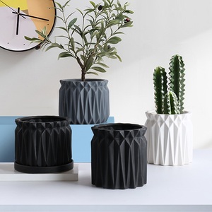 <span class=keywords><strong>Pot</strong></span> <span class=keywords><strong>de</strong></span> fleurs en ciment simple <span class=keywords><strong>de</strong></span> style nordique rond pour la décoration <span class=keywords><strong>de</strong></span> la maison - Product Image 2