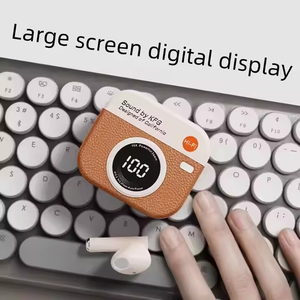 Audífonos Q86 Modernos Retro Inalámbricos Estéreo TWS con Cancelación de Ruido y Estuche de Carga - Product Image 4