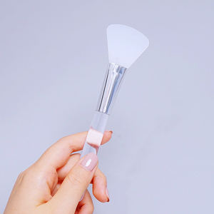 Aplicador <span class=keywords><strong>de</strong></span> silicona con mango transparente <span class=keywords><strong>de</strong></span> buena calidad al por mayor cepillo <span class=keywords><strong>de</strong></span> aplicación <span class=keywords><strong>de</strong></span> <span class=keywords><strong>mascarilla</strong></span> <span class=keywords><strong>de</strong></span> maquillaje casero <span class=keywords><strong>de</strong></span> cabeza suave - Product Image 3