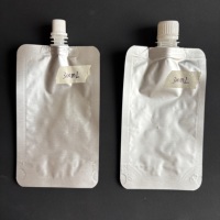 Sachet Doypack en aluminium avec bec verseur pour détergent liquide, 500 ml, rechargeable, avec bouchon à vis anti-fuite, impression personnalisée