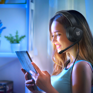 Auriculares para Juegos ONIKUMA K19 Negros para PS4, PC, Auriculares Estéreo con Bajos y Micrófono LED para Xbox One y Laptop - Product Image 5