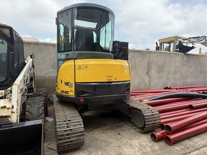 Miniexcavadora Usada YANMAR VIO55 de 5 Toneladas de Japón, Maquinaria para Movimiento de Tierras en Stock - Product Image 3