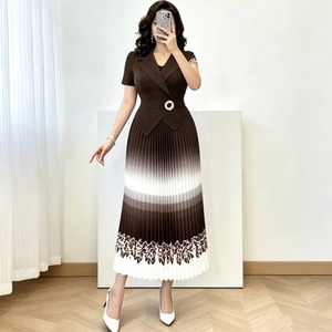 Nouvelle Robe d'été plissée dégradée à col revers et manches courtes, <span class=keywords><strong>coupe</strong></span> ample, élégante et raffinée pour <span class=keywords><strong>femme</strong></span> - Product Image 4