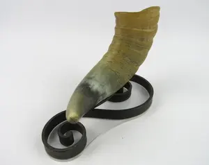 Eco-Friendly Stylish Buffalo Horn <b>Stand</b> Polished Crafted Metal Viking Beverage Serving Decorations Animal Inspired <b>Drinking</b> Horn - Product Image 6