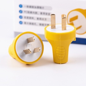 Enchufe monofásico trifásico enchufe grueso de alta potencia retardante de llama Amarillo 10A enchufe de dos etapas a tres etapas - Product Image 2