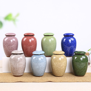 Wholesale Modern High Quality Hand Painted Ceramic Urn Pet Memorial Dog <b>Ashes</b> Keepsake <b>for</b> Pets - Product Image 5