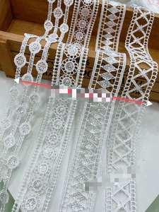 Ren Hoa Đính Cườm 3D Và Ren Hoa Đính Ngọc Trai - Product Image 4