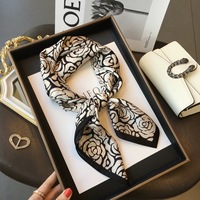 Elégant foulard carré de luxe en soie de mûrier noir blanc rose 100% imprimé personnalisé 70x70cm motif floral détaillé bordure raffinée