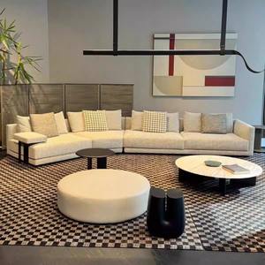 Sofá Seccional <span class=keywords><strong>Poliform</strong></span> Bristow de Diseño Italiano de Alta Gama, Tejido de Lujo, Estilo Minimalista para Villa, Base de Acero Inoxidable - Product Image 3