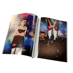 Impression de brochures et magazines publicitaires brillants en petite quantité avec un design unique - Product Image 3