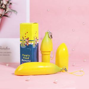 Tube de rouge à lèvres vide en forme de banane à <span class=keywords><strong>prix</strong></span> avantageux, emballage personnalisé avec logo, tube de baume à lèvres adorable pour enfants - Product Image 5