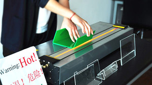 Machine à cintrer l'acrylique, fabricant de machines à cintrer l'acrylique, machine à cintrer l'acrylique à chaud pour la fabrication d'acrylique - Product Image 6