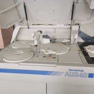 <span class=keywords><strong>Olympus</strong></span> AU640 Usado Analisador Bioquímico Automatizado Recondicionado - Product Image 4