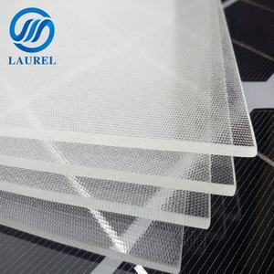 Panneau de verre solaire photovoltaïque transparent en verre trempé à faible teneur en fer de haute qualité 3.2mm 4mm - Product Image 3