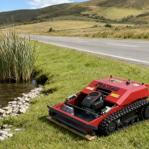 Промышленная газонокосилка-робот на бензине/дизеле с дистанционным управлением, 16 л.с., с цилиндрическим лезвием, радиус действия 1000 м, для больших площадей и гольф-полей - Product Image 3
