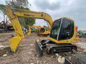 Excavadora Hidráulica Pequeña KOMATSU PC60 de 6 Toneladas para Ingeniería Agrícola, Excavadora Usada Komatsu Pc60 7 - Product Image 6