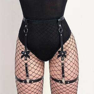 Estilo gótico para mujer, ligas de muslo de cuero PU para adultos, cinturón, anillo de Metal cruzado negro, faja para el cuerpo, arnés para piernas - Product Image 2