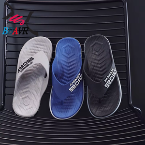 Vente en gros de tongs classiques pour hommes, nouveau design, imprimé floral, respirantes, confortables, souples, en PVC, à prix abordable - Product Image 5