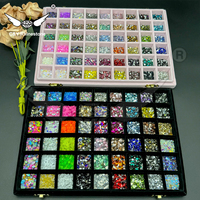 CY Customize Nouveau Kit de 54 styles de strass en verre pour nail art, pierres fantaisie mixtes, à dos plat et rond