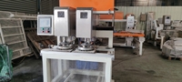 Perceuse en verre durable avec moteur durable et composants de base PLC pour un traitement efficace