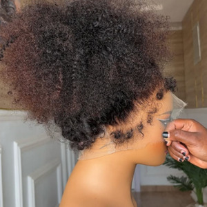 4C Hairline 13x4 13x6 HD <span class=keywords><strong>Pelo</strong></span> rizado de bebé Peluca con malla frontal Bordes naturales HD Cabello humano para mujeres Pelucas al por mayor - Product Image 3