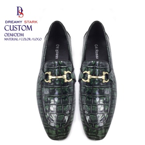 Mocassins de luxe pour hommes en cuir véritable gaufré façon alligator, design personnalisé Dreamy Strark, pour le bureau et les soirées - Product Image 6