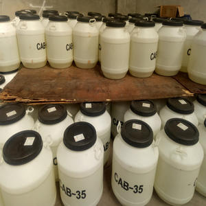 Cocamidopropil Betaína / Capb 35% CAS: 61789-40-0 / Coco Betaína / Cab - Product Image 1