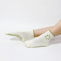 Kaos Kaki Pilates 2026 Model Bubble Cuff dengan Bordir Blok Warna Bunga, Anti Selip Ganda, Bagian Dalam Anti Selip yang Ditingkatkan
