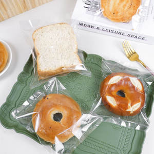 ถุงซีลพลาสติก HDPE แบบมีกาวในตัวพลาสติก HDPE ใสสำหรับเค้กสำหรับบิสกิตขนมปังคุกกี้อาหารเด็กพิซซ่าเปิดโลโก้ได้ตามต้องการ - Product Image 5