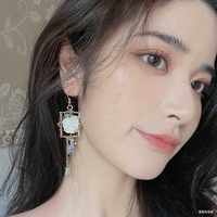 Zooying fait à la main alliage perle boucles d'oreilles Vintage peinture à l'huile Style Floral asymétrique goutte romantique Rose crème balancent Boho fée