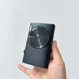 Appareil photo numérique compact d'occasion Canon IXUS 240 HS prêt à être expédié, 16,1 MP CMOS, zoom optique 5x, vidéo 1080p, excellent prix - Product Image 1
