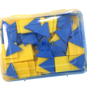 Hojas de conteo, un profesor de matemáticas de primaria demuestra formas geométricas utilizando auxiliares de conteo como triángulos y cuadrados. - Product Image 3