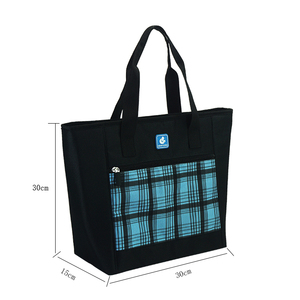 Bolsa refrigeradora con aislamiento térmico reutilizable de Vietnam, bolsa refrigeradora de almuerzo no tejida para llevar comestibles para alimentos - Product Image 4